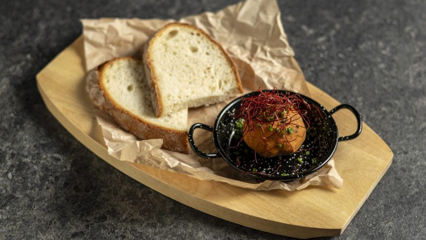 Cheddar-sausage dip with rustic bread