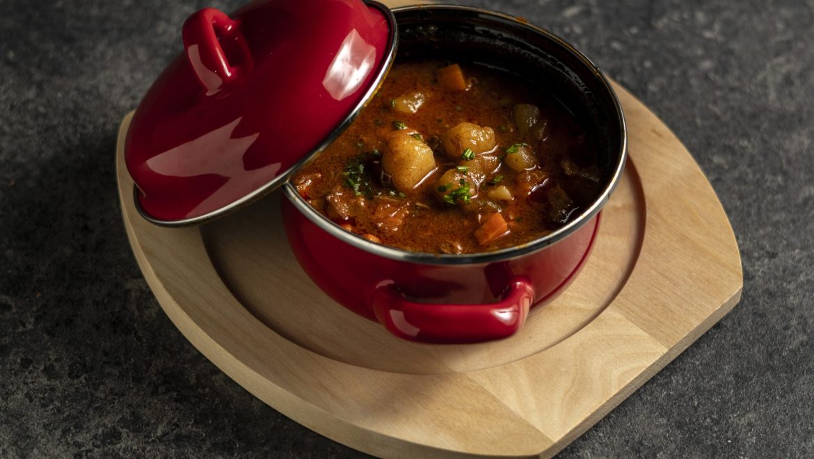 Jókai style bean soup