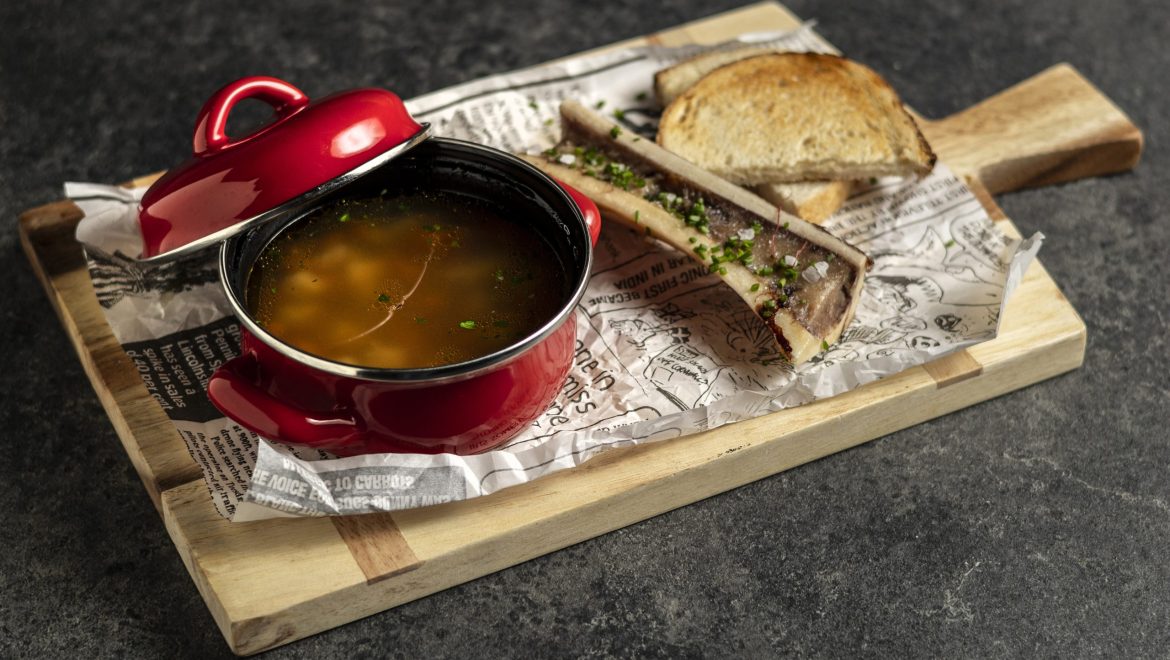 Beef broth with bone marrow